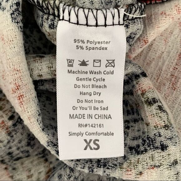 Lularoe Pink Black Half Zip Sleeveless Floral Print Top - Picture 3 of 5